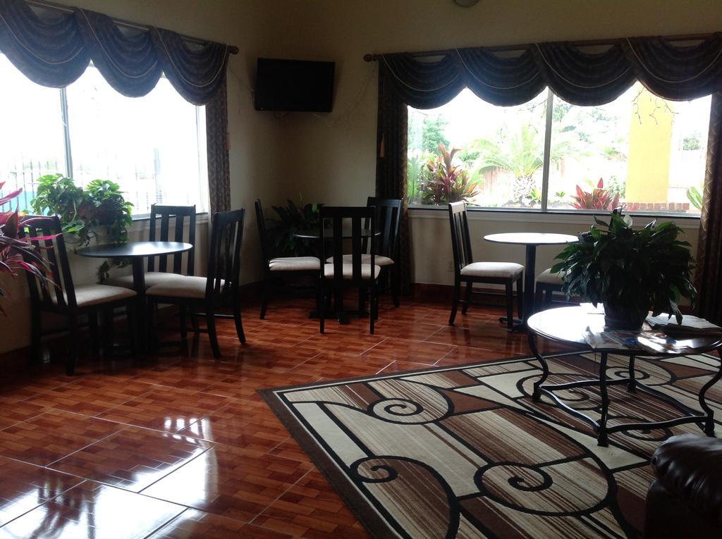 Scottish Inns & Suites Timber Creek, Houston, Tx Barker Exterior photo